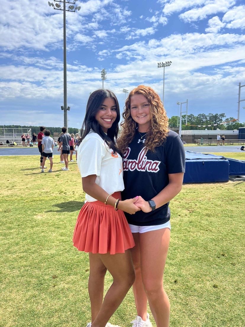 Seniors Isabella Flecha-ruiz (left) and Alex Gregory(right)