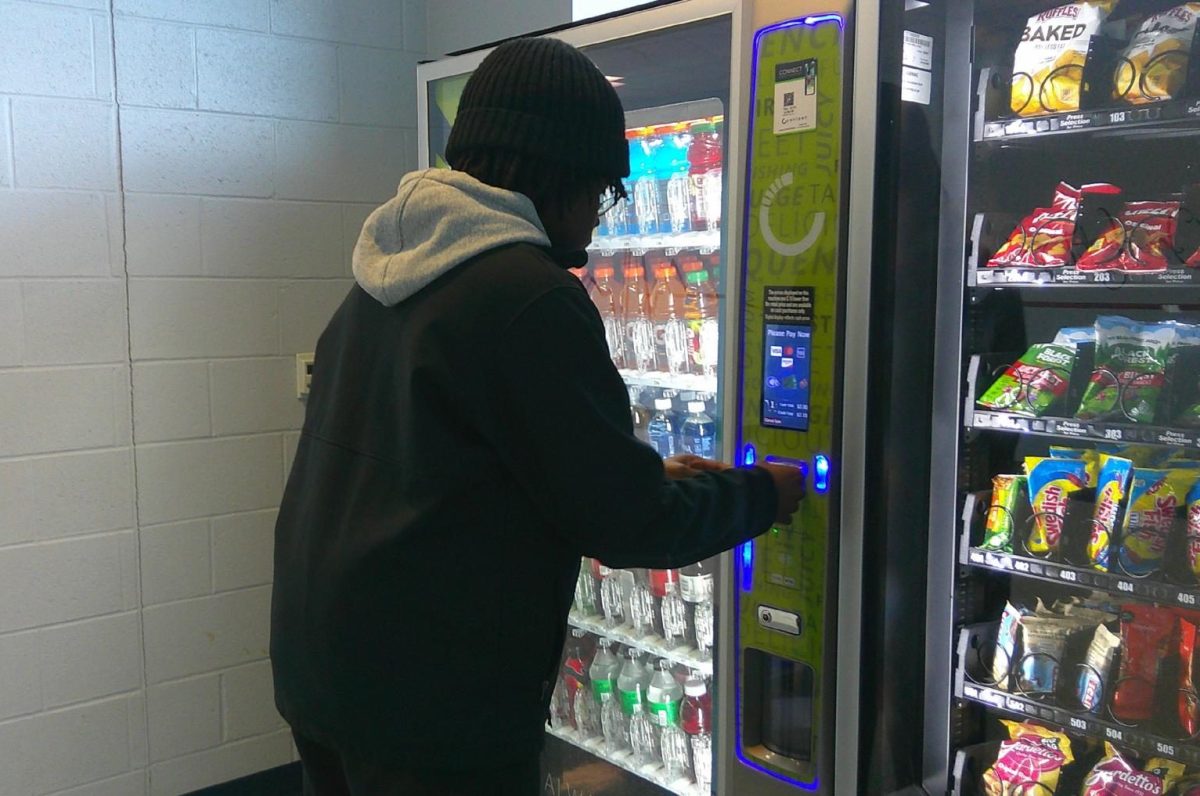 Students buy some of their favorite snacks.