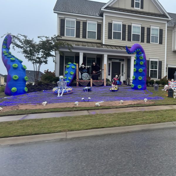 Around Chapin many houses can be seen preparing for Halloween! The houses decorate their yards, getting ready to pass out candy to trick or treaters on October 31st.